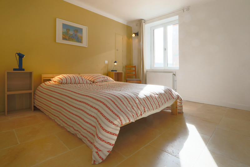 French property for sale in Rustrel, Vaucluse - €298,000 - photo 6