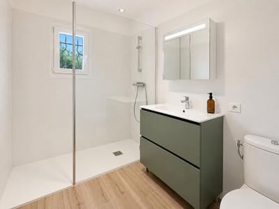 French property for sale in Grasse, Alpes-Maritimes - €675,000 - photo 11
