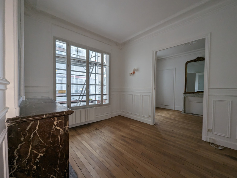 Vente Appartement 60m² 3 Pièces à Paris (75007) - Leggett Immobilier