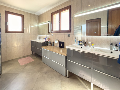 French property for sale in Duras, Lot-et-Garonne - €424,000 - photo 6