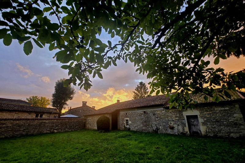 French property for sale in Pliboux, Deux-Sèvres - €169,500 - photo 8