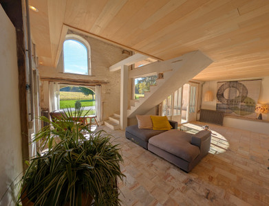 French property for sale in Vanzac, Charente-Maritime - €299,600 - photo 1