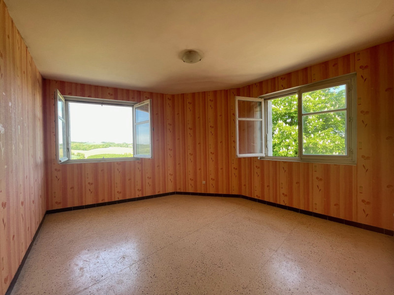 French property for sale in Auch, Gers - €170,000 - photo 6