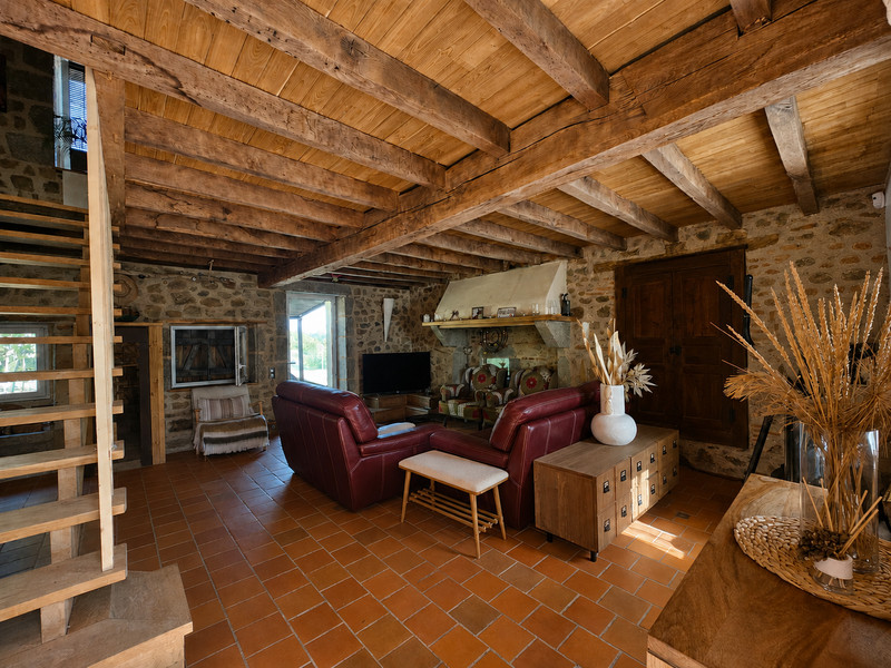 French property for sale in Arronnes, Allier - €345,000 - photo 2