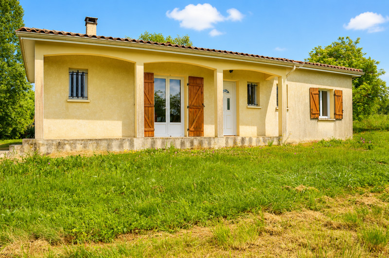 French property for sale in Montignac-de-Lauzun, Lot-et-Garonne - €242,000 - photo 1