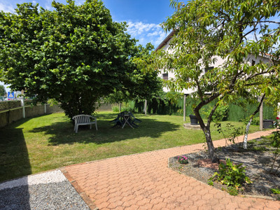 French property for sale in Terres-de-Haute-Charente, Charente - €130,800 - photo 8