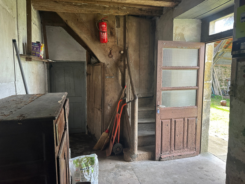 French property for sale in Saint-Saud-Lacoussière, Dordogne - €81,820 - photo 3