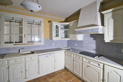 French property for sale in Noyant-Villages, Maine-et-Loire - €150,000 - photo 3