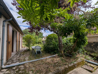 Maison à vendre à Angoulême, Charente - 150.500 € - photo 2