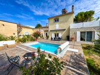 Maison à vendre à Angoulême, Charente - 643.000 € - photo 1