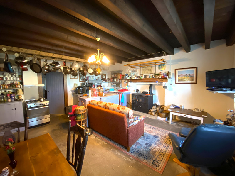 French property for sale in Domeyrot, Creuse - €188,950 - photo 6