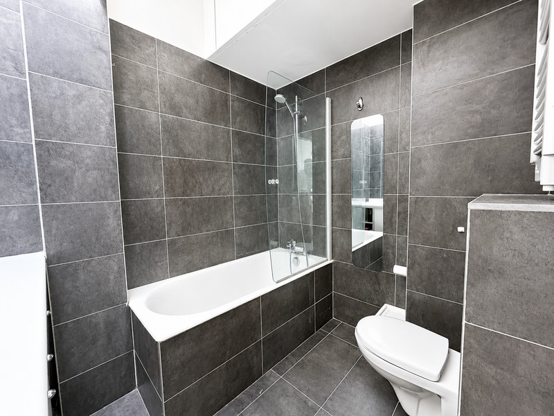 French property for sale in Paris 16e Arrondissement, Paris - €545,000 - photo 8