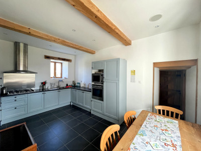 French property for sale in Saint-Mayeux, Côtes-d'Armor - €230,050 - photo 4