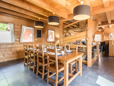 Superbly located 5 bed chalet and adjoining 2 bed chalet with glorious south-facing views over Samoëns.