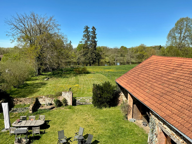 French property for sale in Bétête, Creuse - €274,000 - photo 3