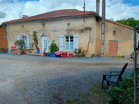 Maison à vendre à Charroux, Vienne - 210.600 € - photo 3