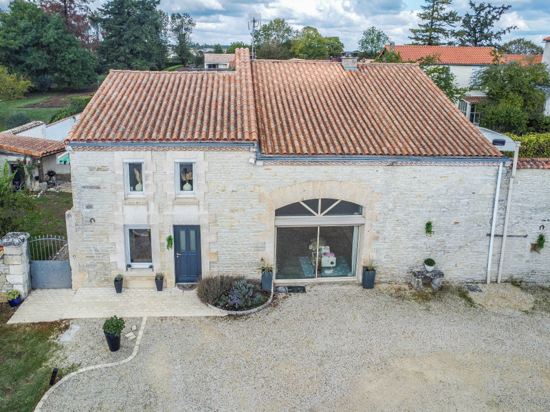 French property for sale in Brie, Charente - €452,790 - photo 1