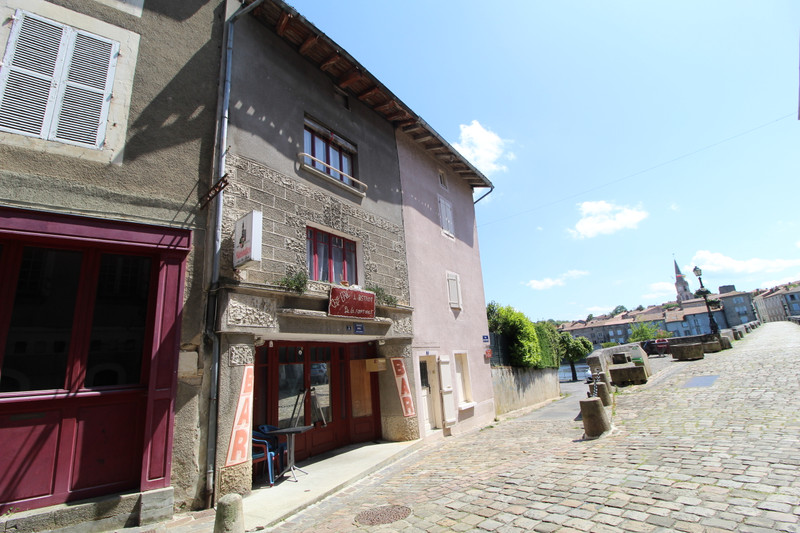 Commerce à vendre à Confolens, Charente - 160 000 € - photo 1