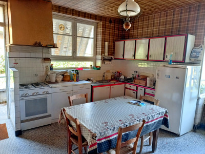 French property for sale in Cornil, Corrèze - €194,400 - photo 1