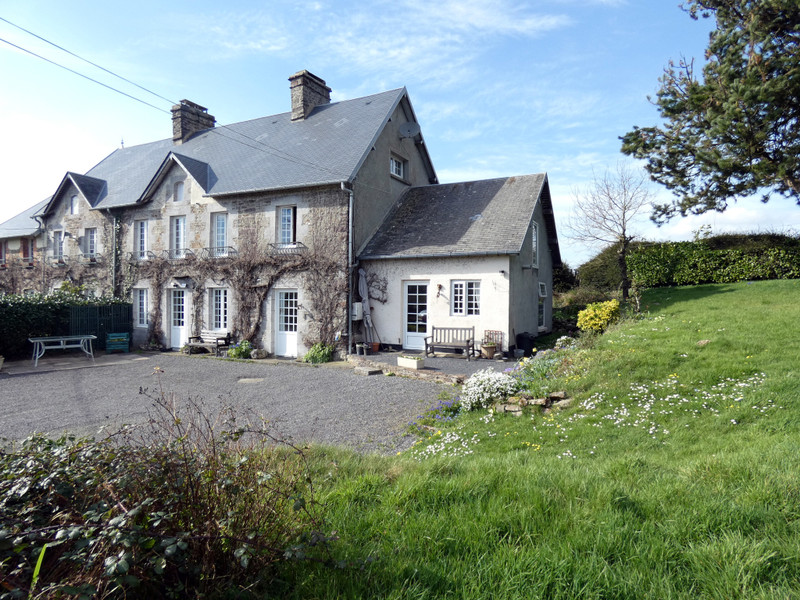 French property for sale in Montpinchon, Manche - €231,000 - photo 9