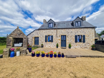 Maison à vendre à Plougras, Côtes-d'Armor, Bretagne, avec Leggett Immobilier