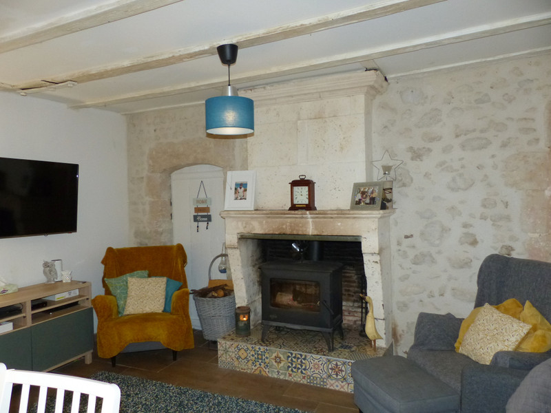 French property for sale in Passirac, Charente - &#8364;183,600 - photo 3