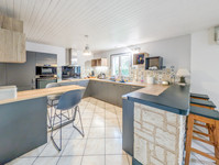 Maison à vendre à Chatenet, Charente-Maritime - 299.900 € - photo 3