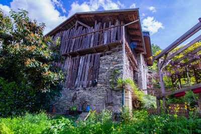 Ski property for sale in Meribel - €685,000 - photo 9