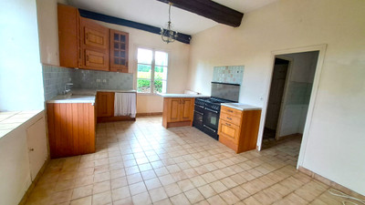 French property for sale in Sourdeval, Manche - €150,000 - photo 3