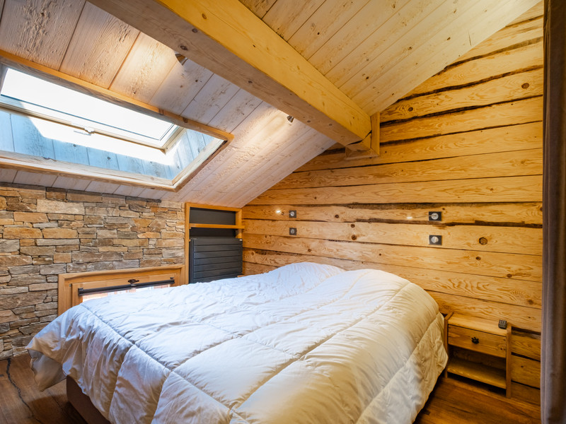 Ski property for sale in Meribel - €1,270,000 - photo 4