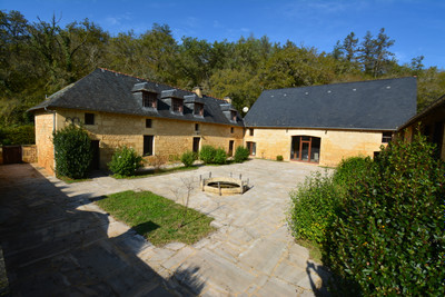 Maison à vendre à Sarlat-la-Canéda, Dordogne, Aquitaine, avec Leggett Immobilier
