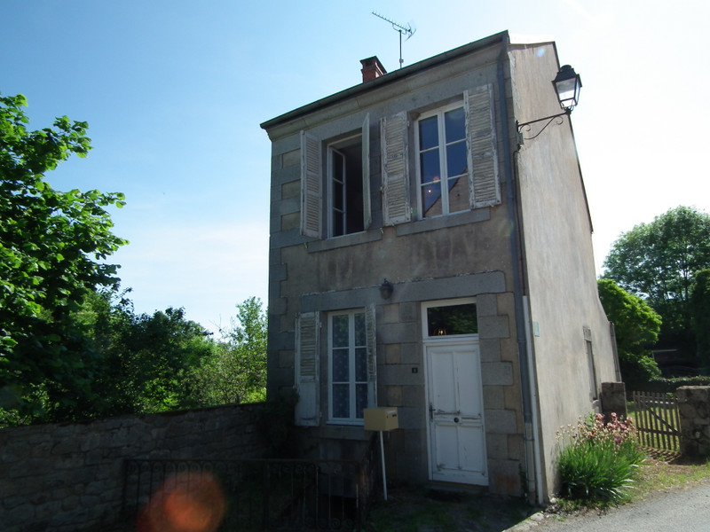 French property for sale in Auzances, Creuse - &#8364;54,600 - photo 3