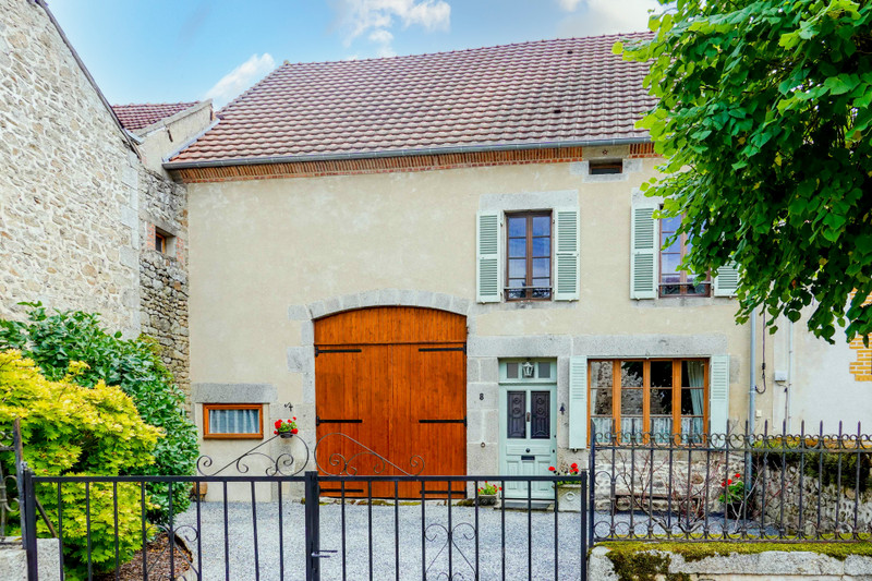 Maison à vendre en Limousin Creuse SaintJulienleChâtel Une maison