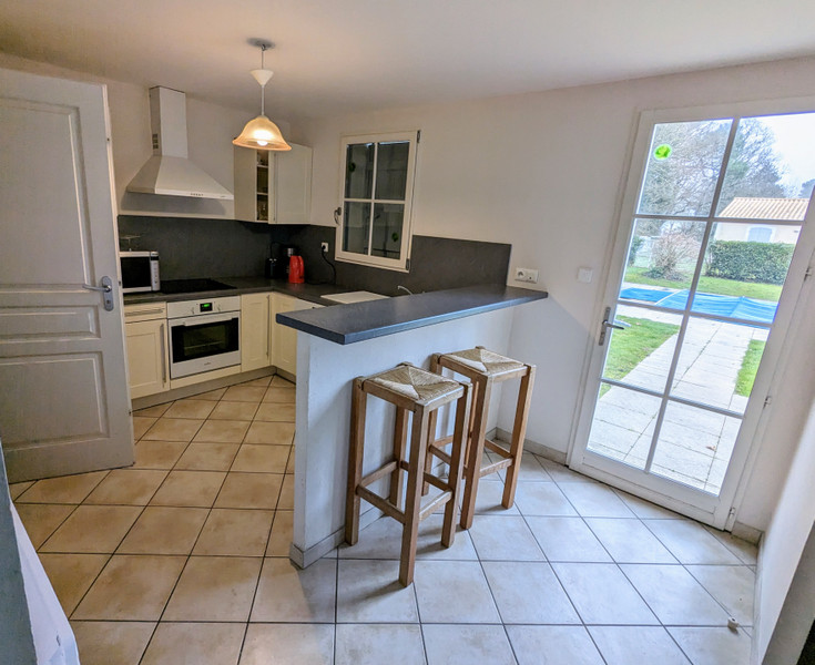 French property for sale in L'Aiguillon-sur-Vie, Vendée - €378,000 - photo 7
