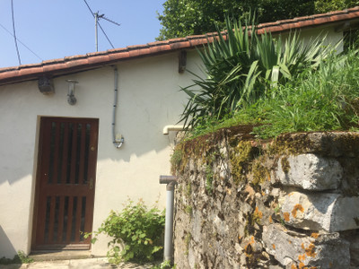 Maison à vendre à Charroux, Vienne, Poitou-Charentes, avec Leggett Immobilier
