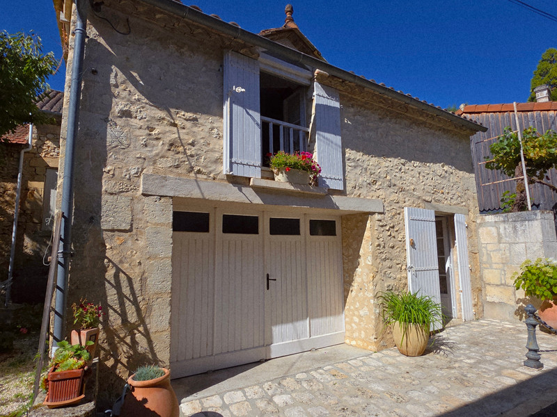 French property for sale in Château-l'Évêque, Dordogne - €190,000 - photo 1