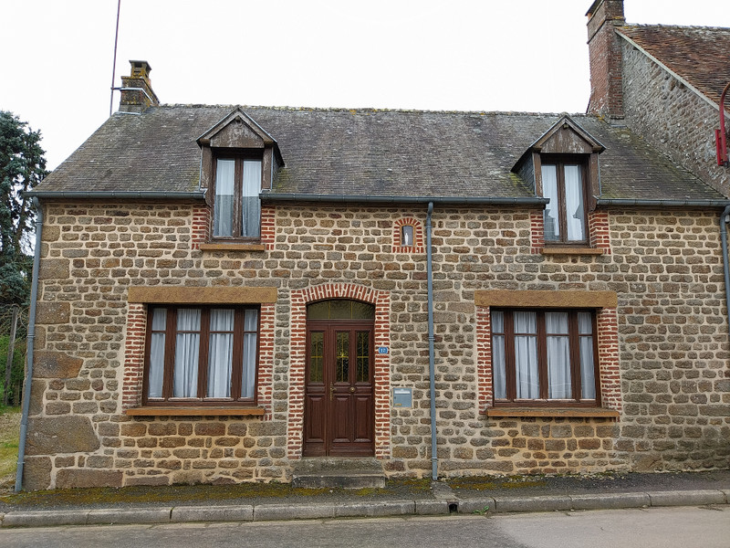 Vente Maison 130m² à Saint-Fraimbault (61350) - Leggett Immobilier