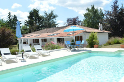 Maison à vendre à Sers, Charente, Poitou-Charentes, avec Leggett Immobilier
