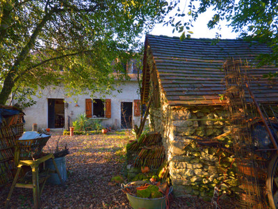 French property for sale in Bars, Dordogne - €88,900 - photo 5