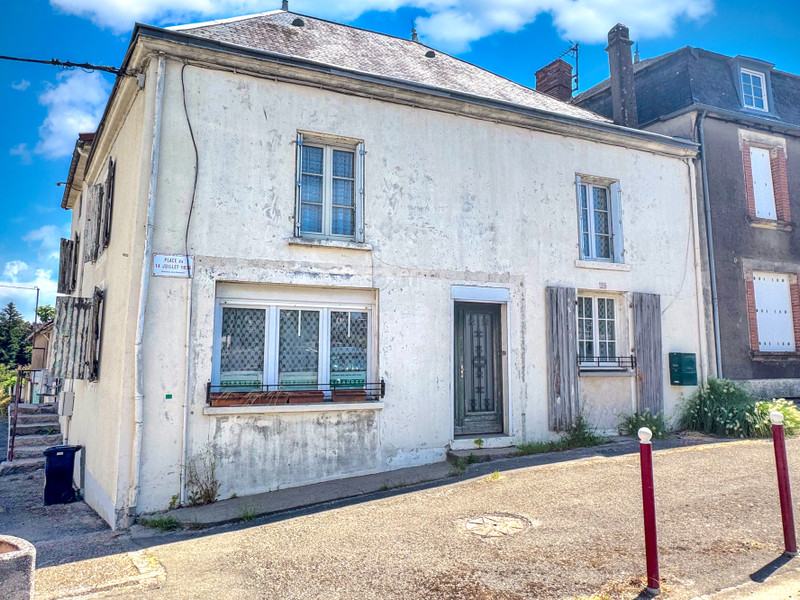 French property for sale in L'Absie, Deux-Sèvres - €88,000 - photo 0