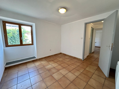 French property for sale in Bonnes, Charente - €130,800 - photo 5