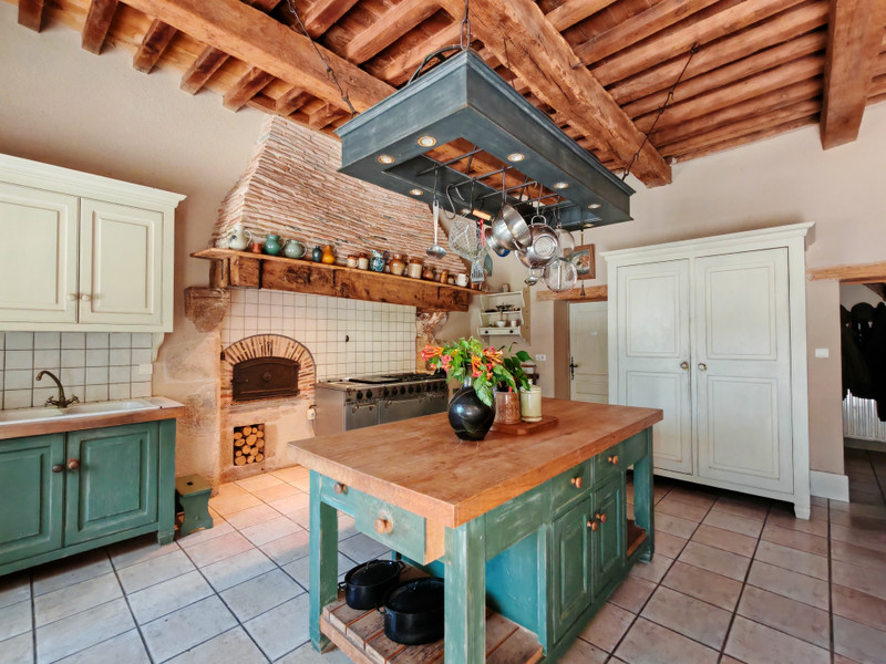 French property for sale in Theneuille, Allier - €1,100,000 - photo 1