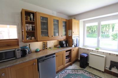 French property for sale in Azay-le-Ferron, Indre - €194,000 - photo 4
