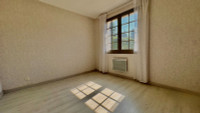 Propriété à vendre à Saint-Léon-sur-l'Isle, Dordogne - 171 200 € - photo n°3