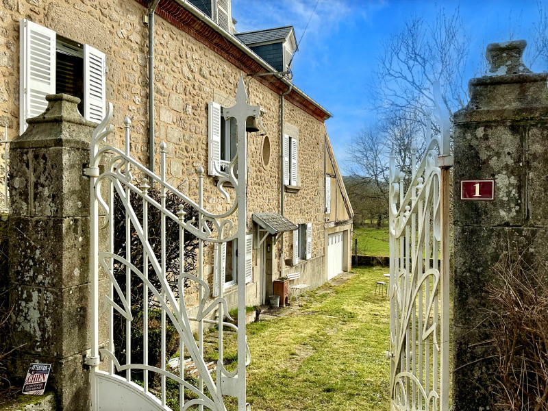 French property for sale in Pontcharraud, Creuse - €158,000 - photo 1