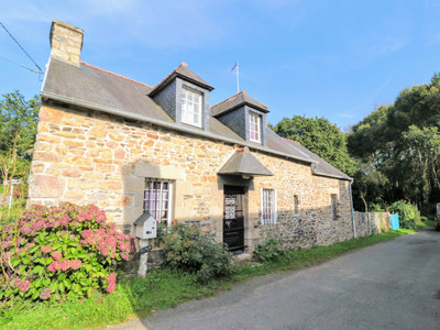 Maison à vendre à Lannebert, Côtes-d'Armor, Bretagne, avec Leggett Immobilier