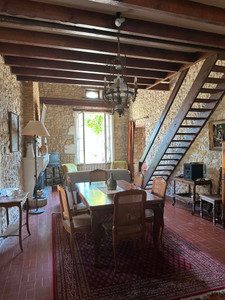 French property for sale in Queyrac, Gironde - €420,000 - photo 4