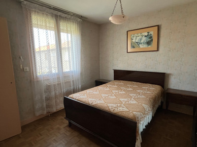 French property for sale in Ruffec, Charente - €107,000 - photo 4
