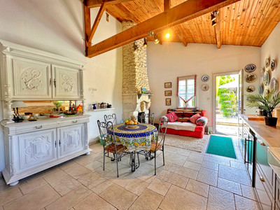 French property for sale in Saint-Romain, Charente - €304,500 - photo 2