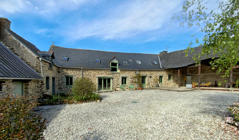 Propriété à vendre à Saint-Gilles-Vieux-Marché, Côtes-d'Armor - 349 800 €